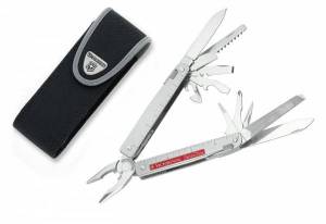 Pince VICTORINOX SwissTool étui nylon.